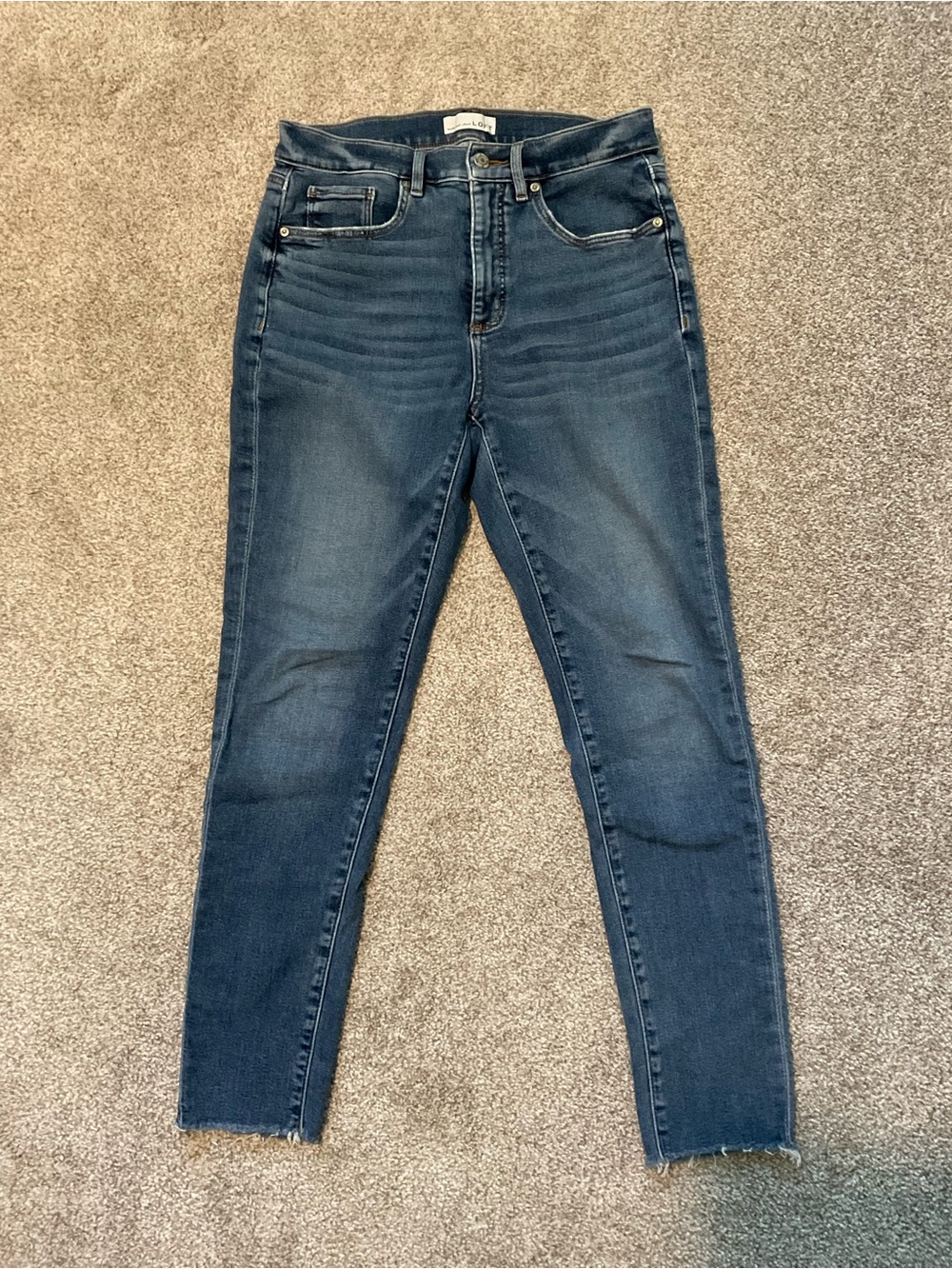 LOFT The Skinny High Rise Raw Hem Jeans Size 6 28 Medium Wash